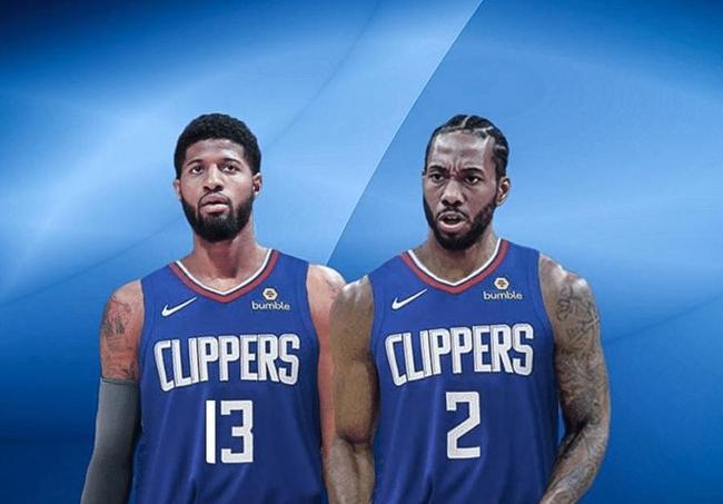 两人曾在横 两人曾在横