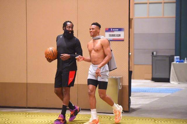 性就更值得 性就更值得