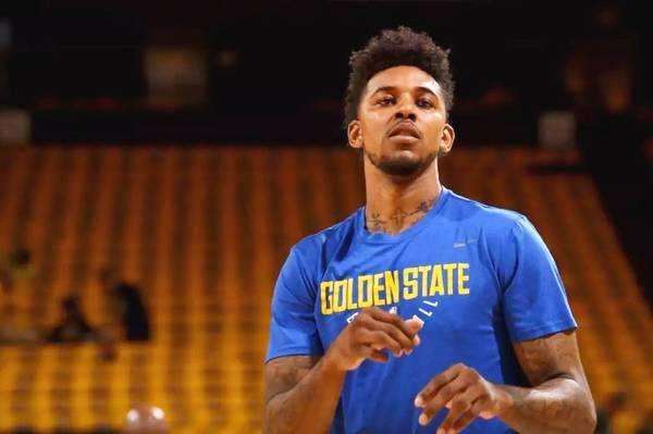 伸可缩的瑞 伸可缩的瑞